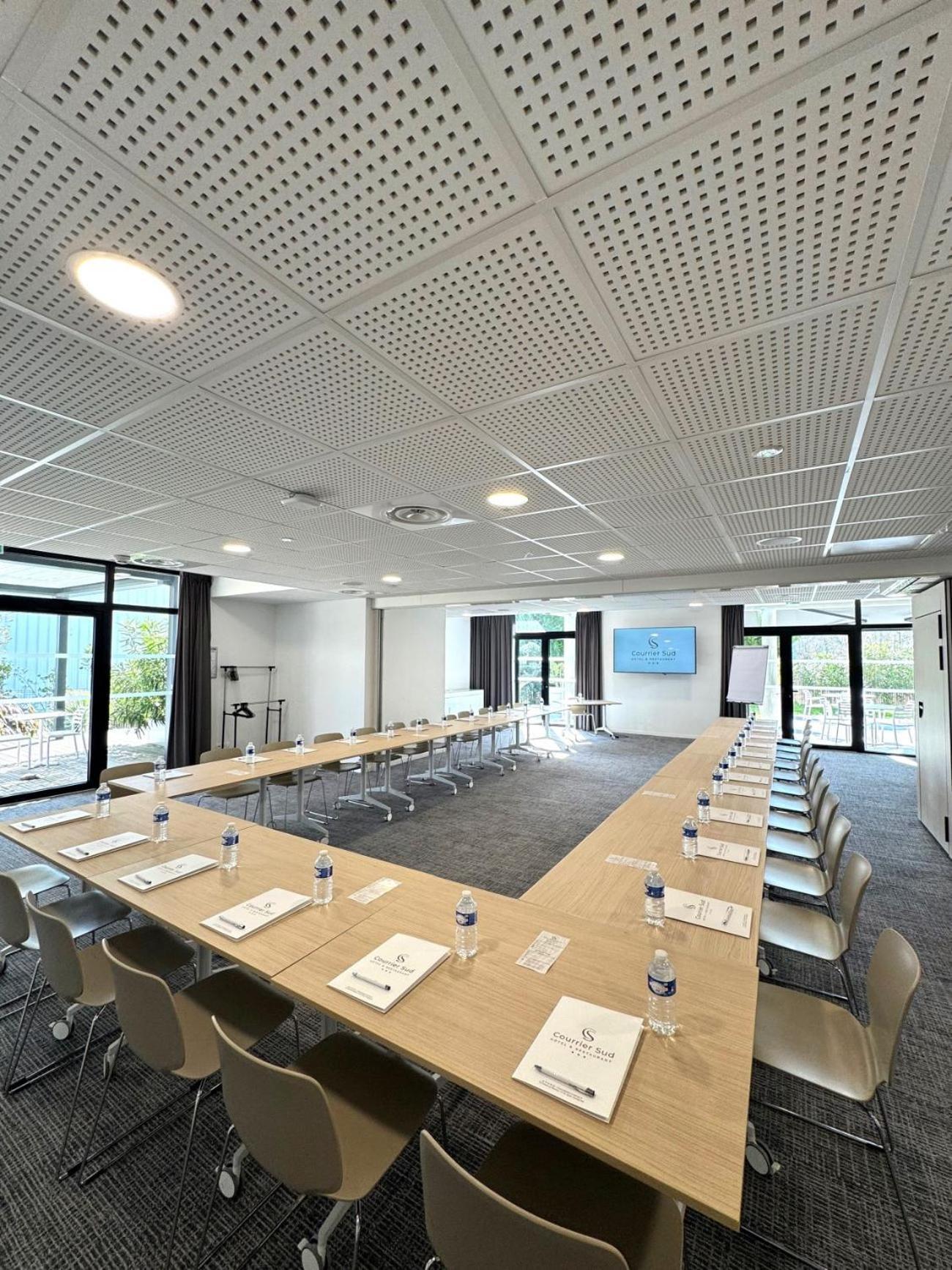 Courrier Sud Hotel Quint-Fonsegrives Buitenkant foto